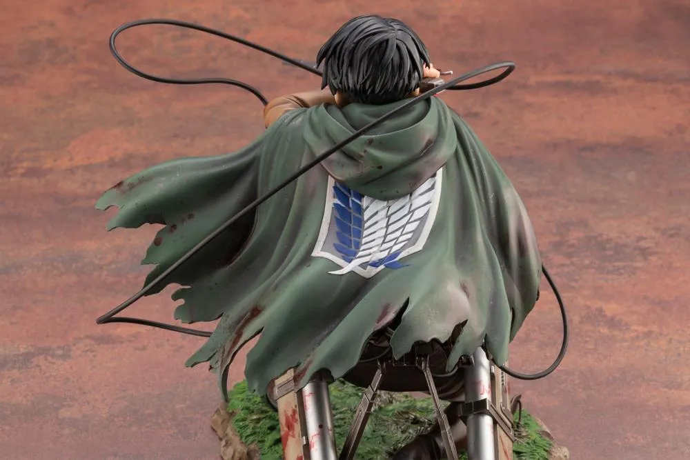 Attack on Titan: Levi ArtFXJ Fortitude Ver. 1/7 Scale Figurine