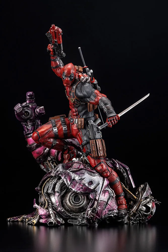 Deadpool Fine Art Signature Series 1/6 Scale Statue